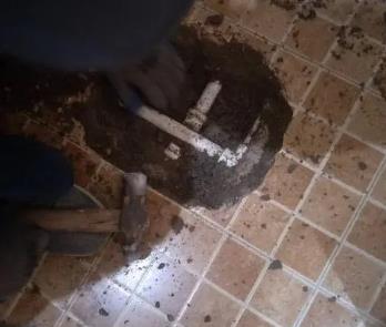 洋县卫生间漏水维修公司为您分享下卫生间渗水如何处理及注意事项